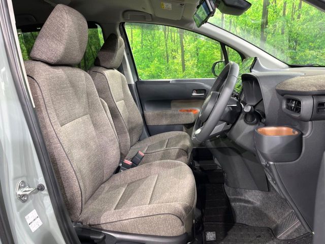 TOYOTA SIENTA HYBRID 2023