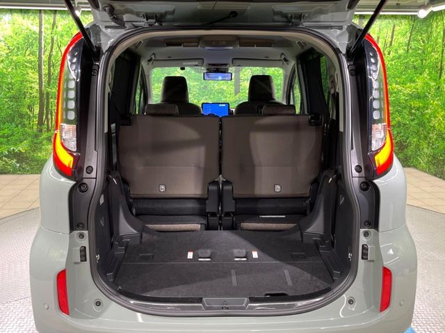 TOYOTA SIENTA HYBRID 2023