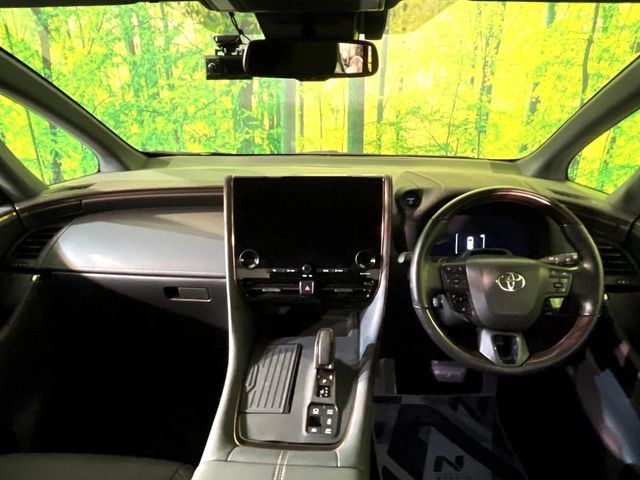 TOYOTA ALPHARD hybrid 4WD 2023