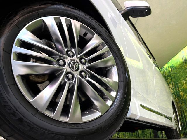 TOYOTA ALPHARD hybrid 4WD 2023