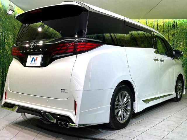 TOYOTA ALPHARD hybrid 4WD 2023