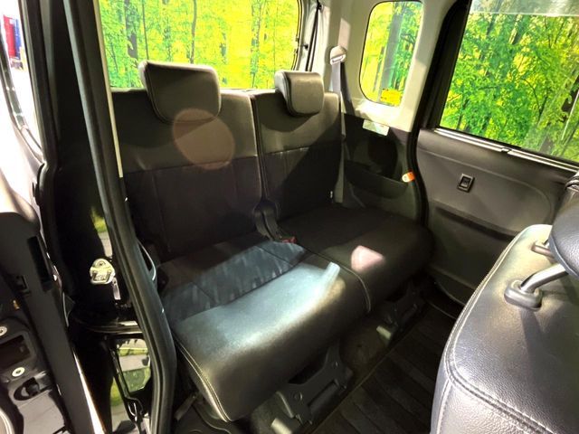 DAIHATSU TANTO CUSTOM 4WD 2015