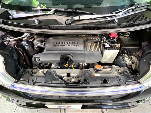 DAIHATSU TANTO CUSTOM 4WD 2015