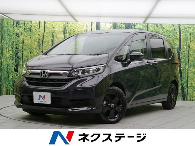 HONDA FREED HYBRID 2024