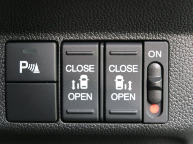 HONDA FREED HYBRID 2024