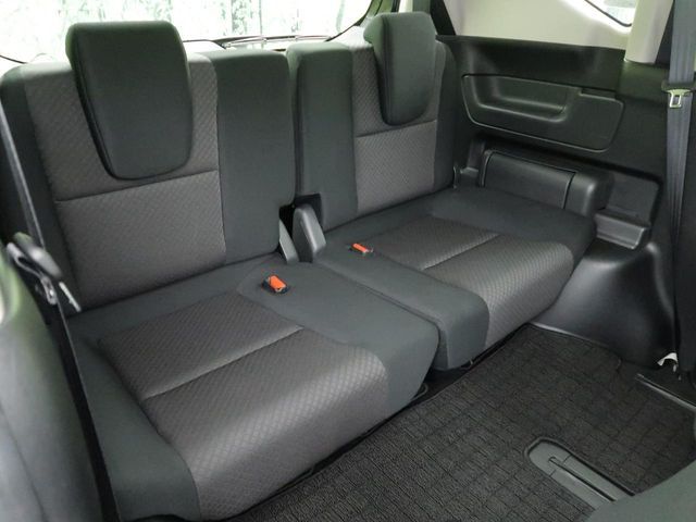 HONDA FREED HYBRID 2024