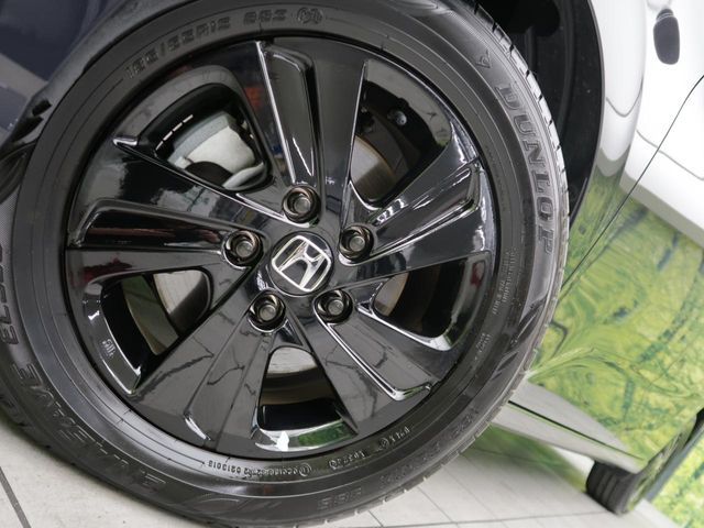 HONDA FREED HYBRID 2024