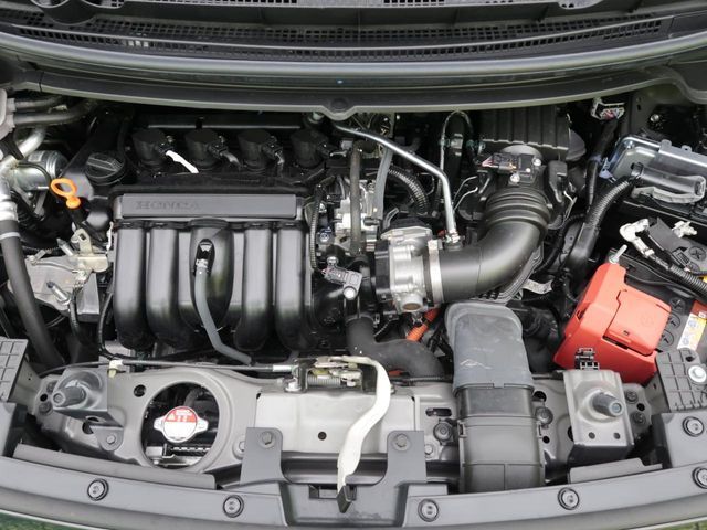 HONDA FREED HYBRID 2024