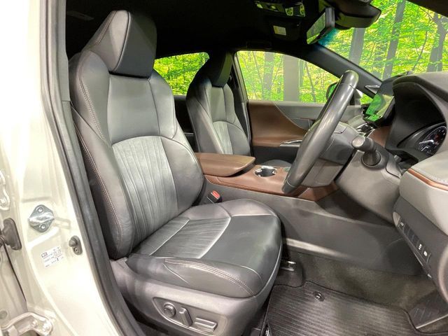 TOYOTA HARRIER 2WD 2021