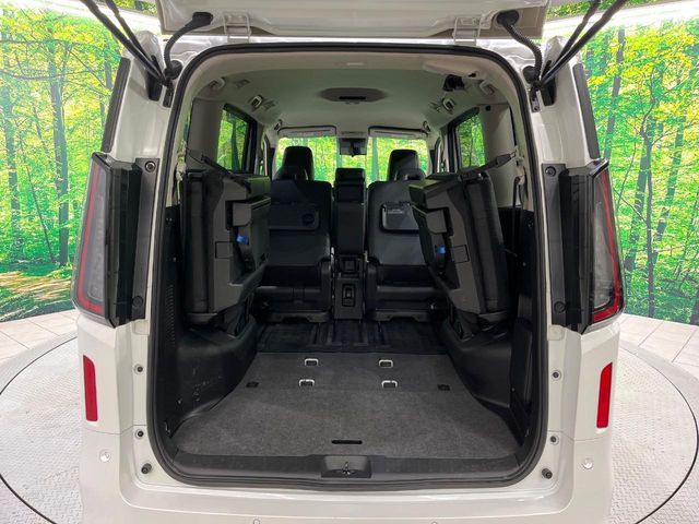 NISSAN SERENA  WG 4WD 2023