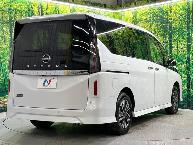 NISSAN SERENA  WG 4WD 2023