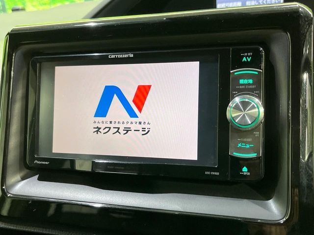 TOYOTA VOXY 4WD 2017