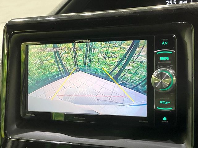 TOYOTA VOXY 4WD 2017