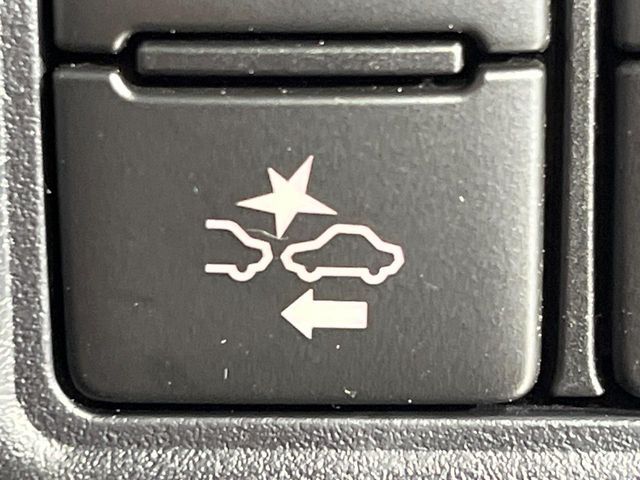 TOYOTA VOXY 4WD 2021