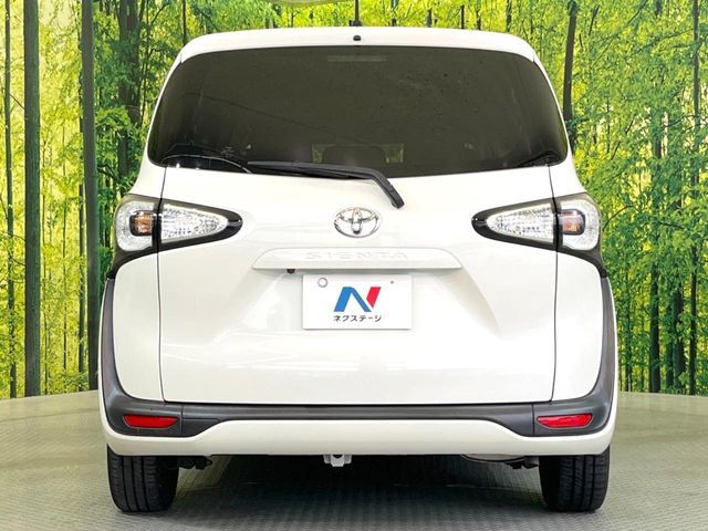 TOYOTA SIENTA 2015