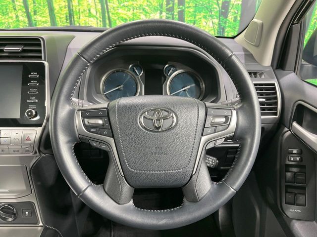 TOYOTA LANDCRUISER PRADO 2023