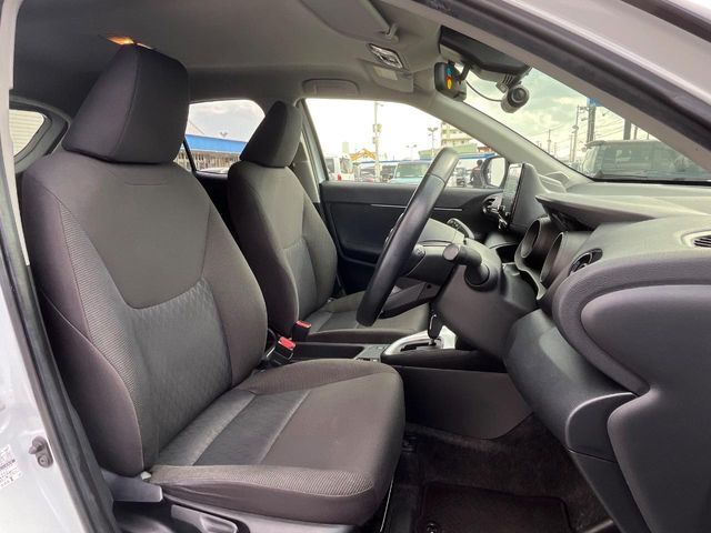 TOYOTA YARIS CROSS 2023