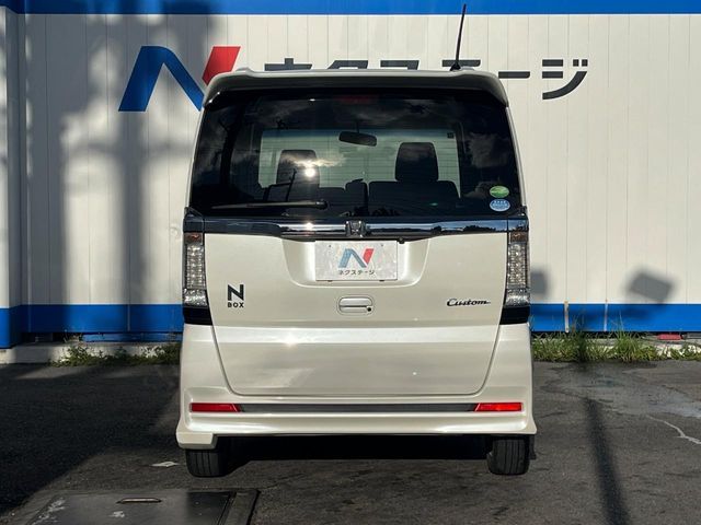 HONDA N BOX CUSTOM 2015