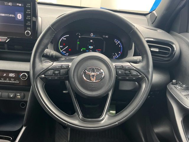 TOYOTA YARIS CROSS HYBRID 2023