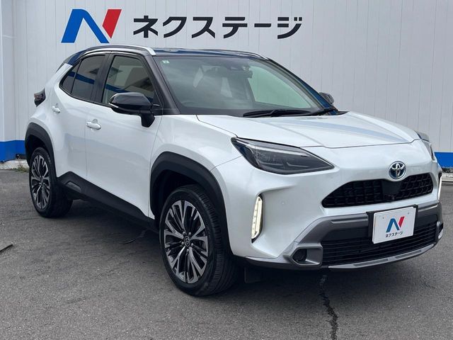 TOYOTA YARIS CROSS HYBRID 2023