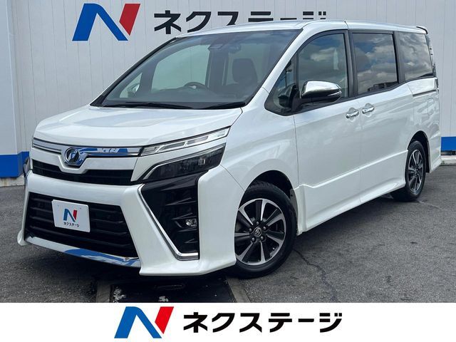 TOYOTA VOXY 2019