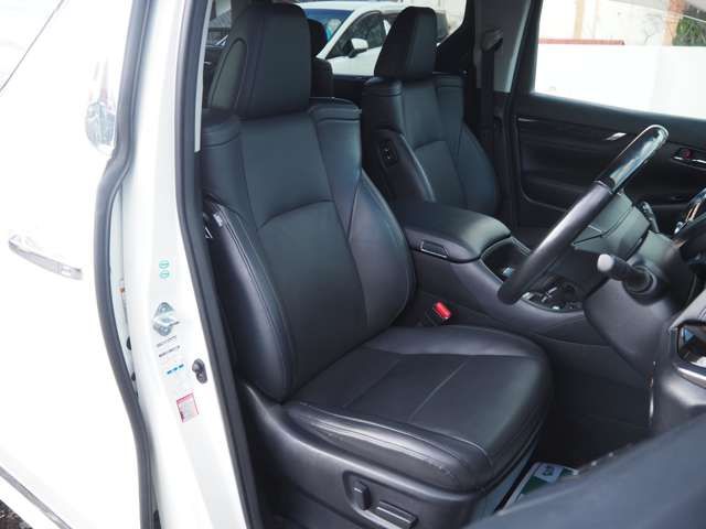 TOYOTA ALPHARD 4WD 2018