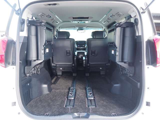 TOYOTA ALPHARD 4WD 2018