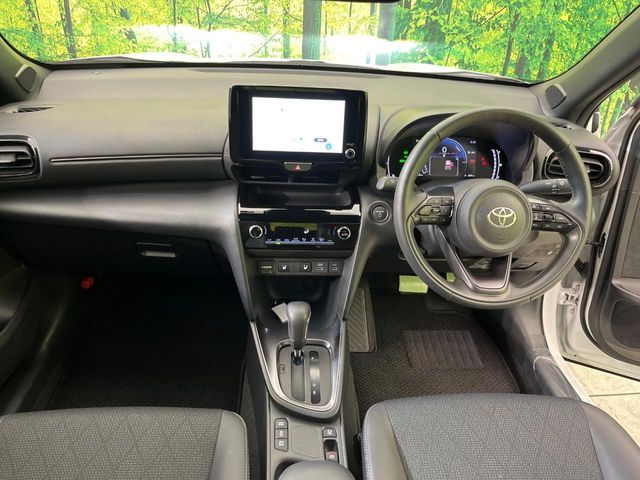 TOYOTA YARIS CROSS HYBRID 2025