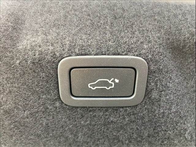 JAGUAR JAGUAR XEseries 2020