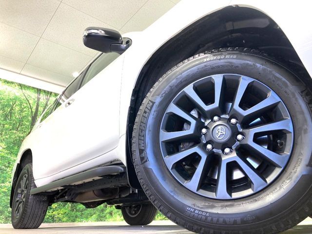 TOYOTA LANDCRUISER PRADO 2023