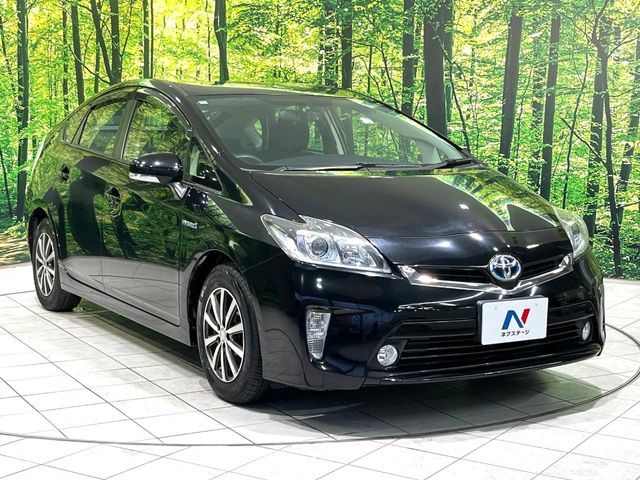 TOYOTA PRIUS 2012