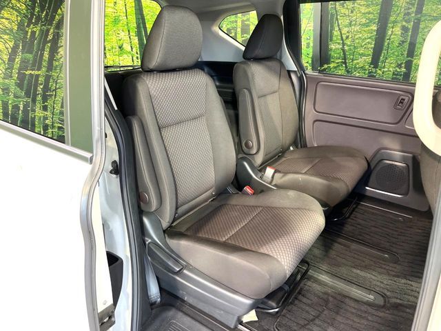 HONDA FREED HYBRID 2023