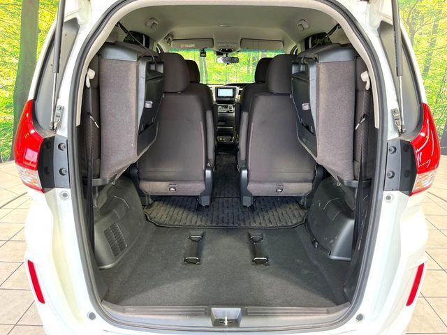 HONDA FREED HYBRID 2023