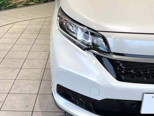 HONDA FREED HYBRID 2023