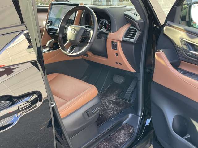 TOYOTA VELLFIRE 4WD 2025