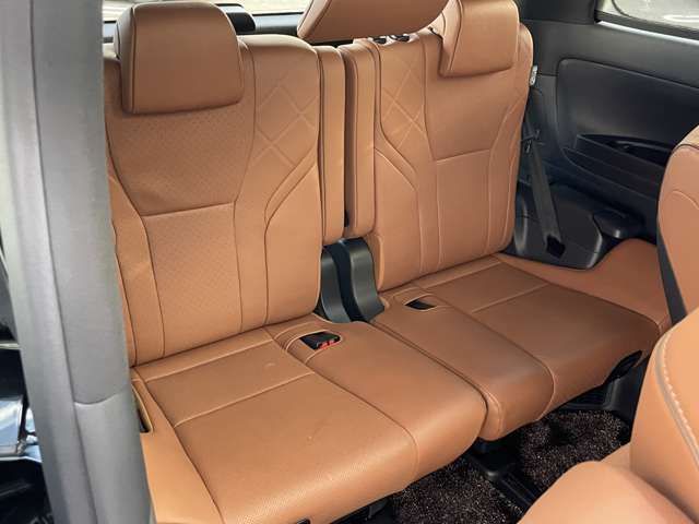 TOYOTA VELLFIRE 4WD 2025