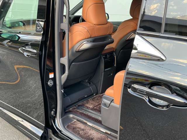 TOYOTA VELLFIRE 4WD 2025