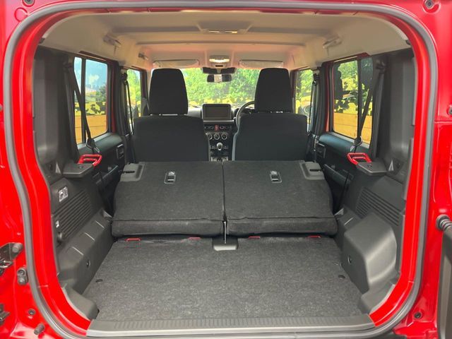 SUZUKI JIMNY NOMADE 2025