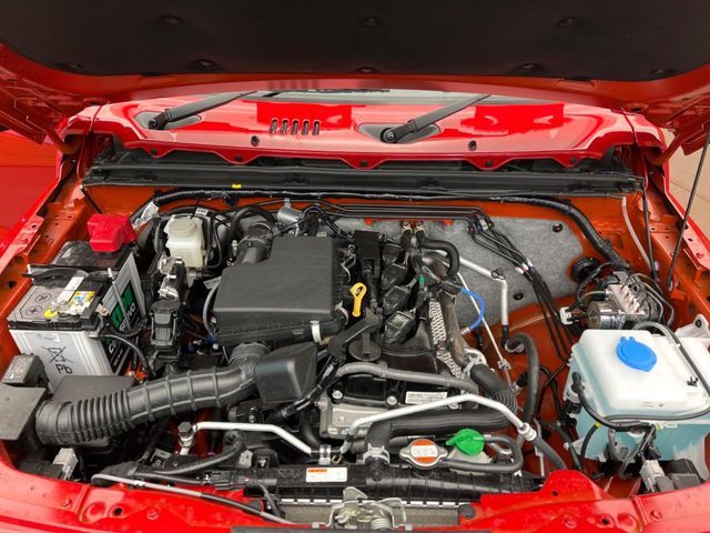 SUZUKI JIMNY NOMADE 2025