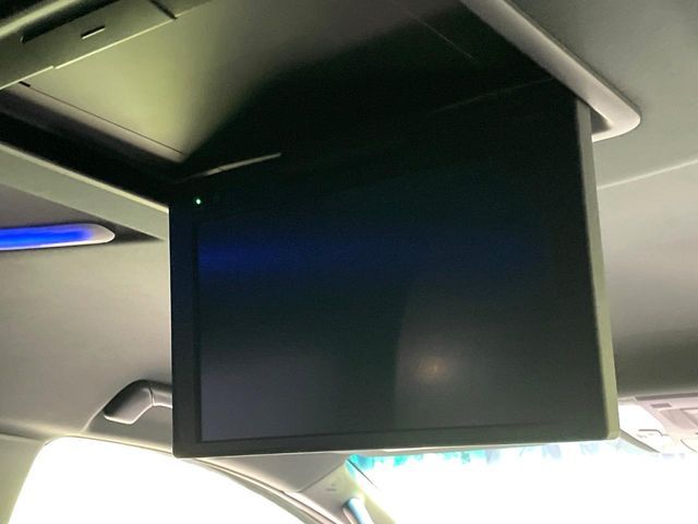 TOYOTA VELLFIRE 2016