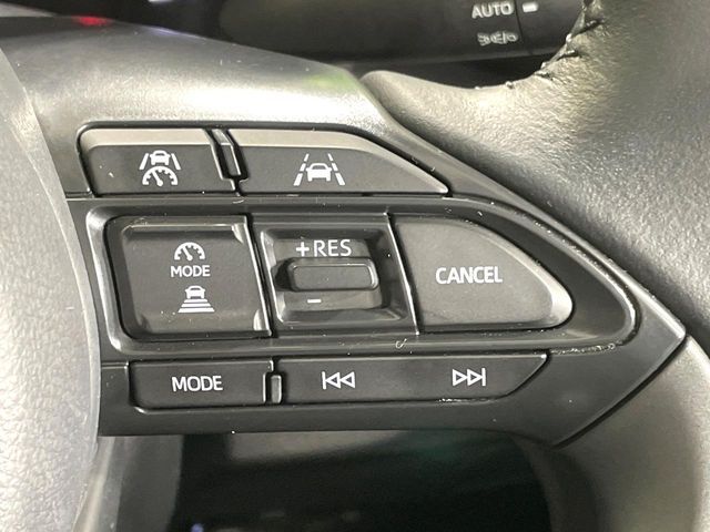 TOYOTA YARIS CROSS 2025