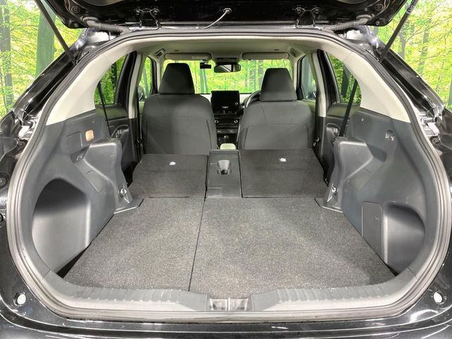 TOYOTA YARIS CROSS 2025