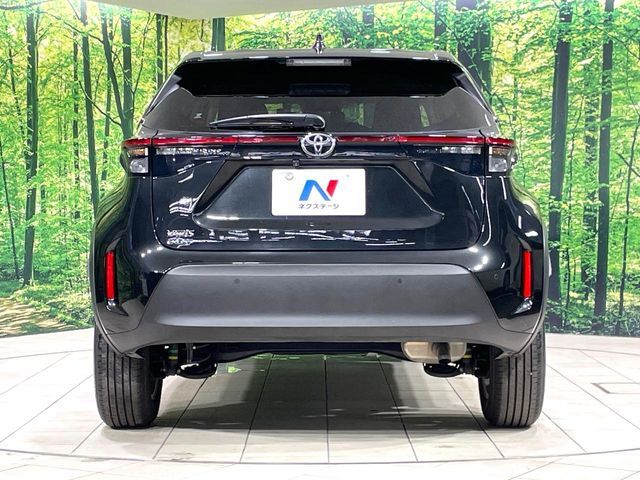 TOYOTA YARIS CROSS 2025