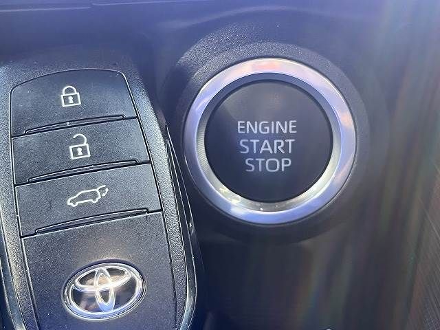 TOYOTA HARRIER 2WD 2023