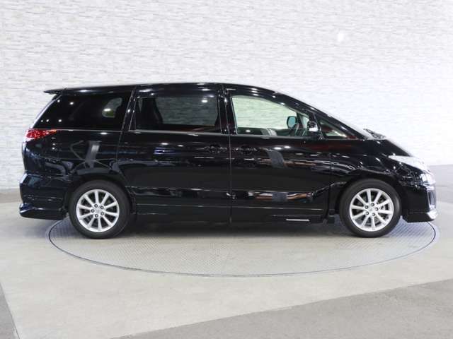TOYOTA ESTIMA 2009