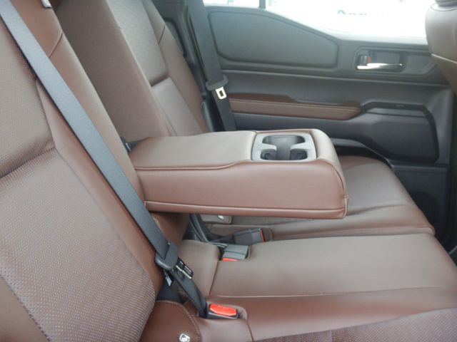 TOYOTA LANDCRUISER 250 2024