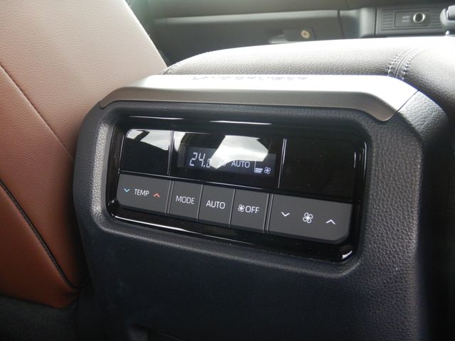 TOYOTA LANDCRUISER 250 2024