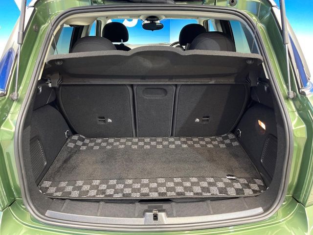 BMW BMW MINI COOPER SD CROSSOVER 2016