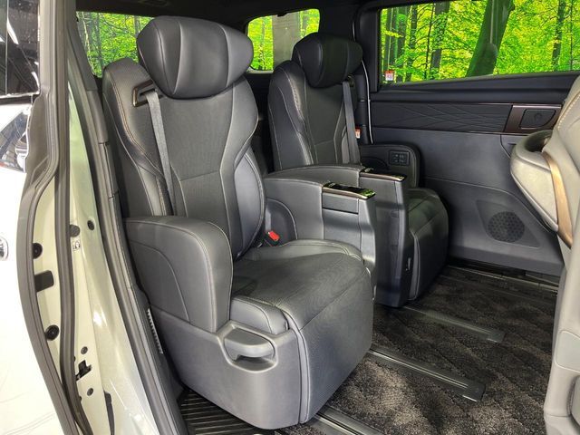 TOYOTA ALPHARD 4WD 2023