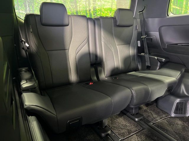 TOYOTA ALPHARD 4WD 2023